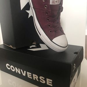 Converse size 10 women BURGUNDY